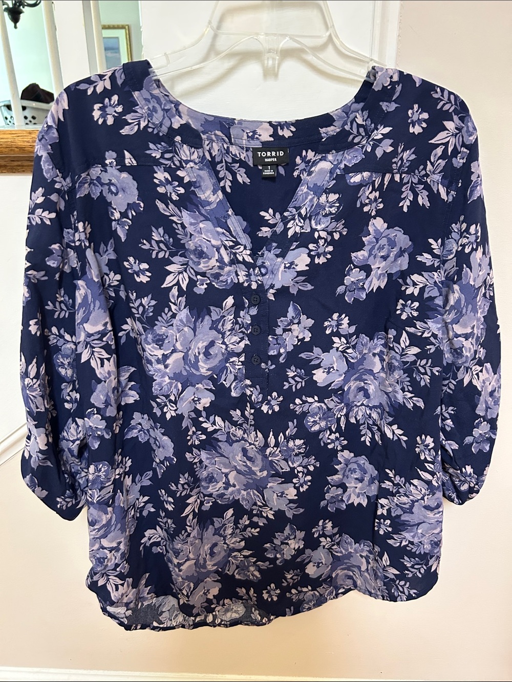 torrid Harper 1X Navy Floral Button-Front Blouse
